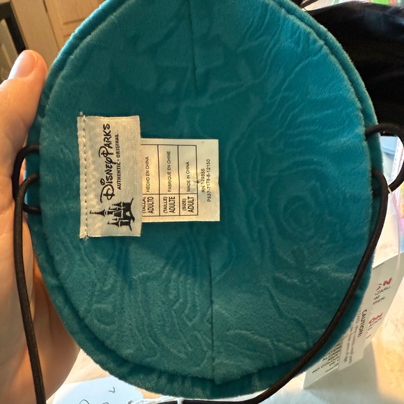 Aerial hat - Picture 3 of 3